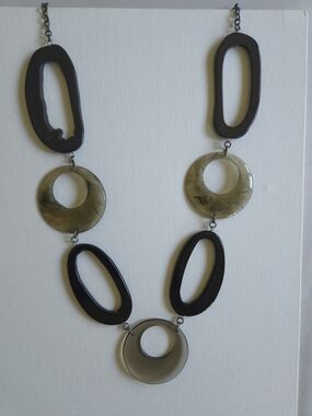Vintage Y2K Chunky Geometric Resin Bib Necklace